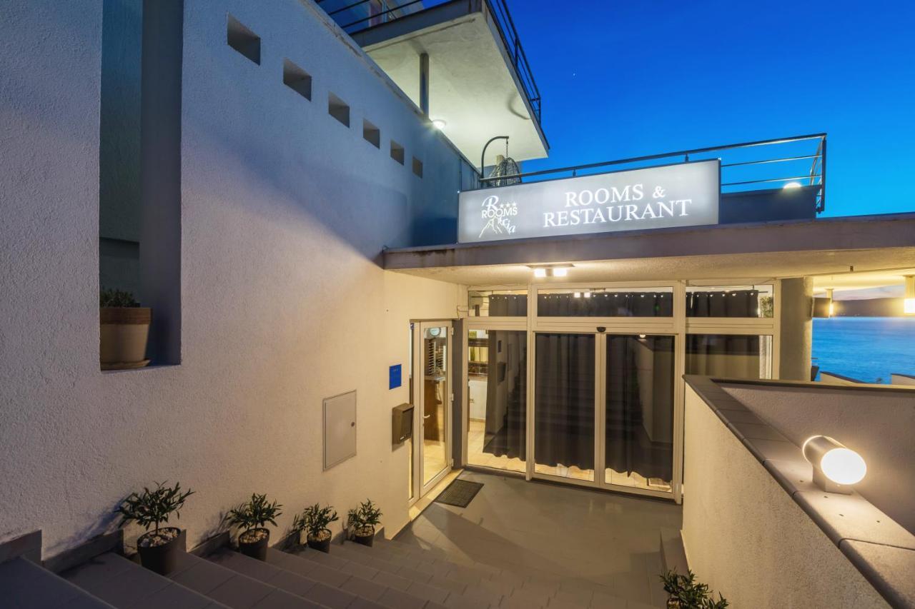 Hotel Rooms Roccia Novigrad  Exterior foto